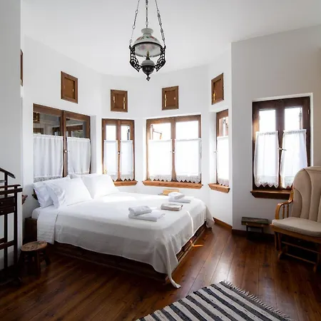 Under J Villa Katochori