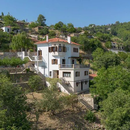 Villa Under J
